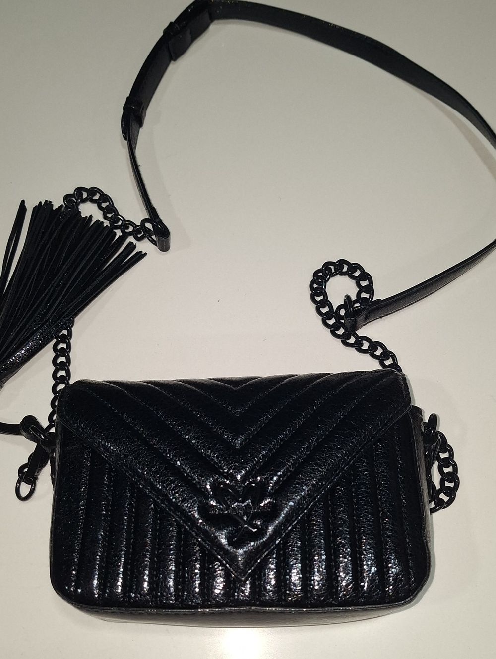 Victorias Secret LOVE SHOULDER PURSE Never Used